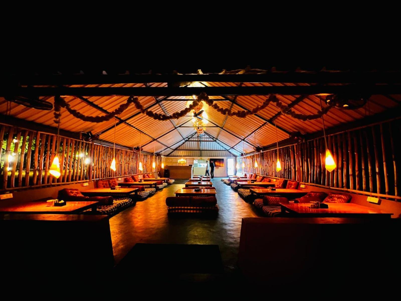 Hampi Village Resort & Tutti Cafe Exterior foto