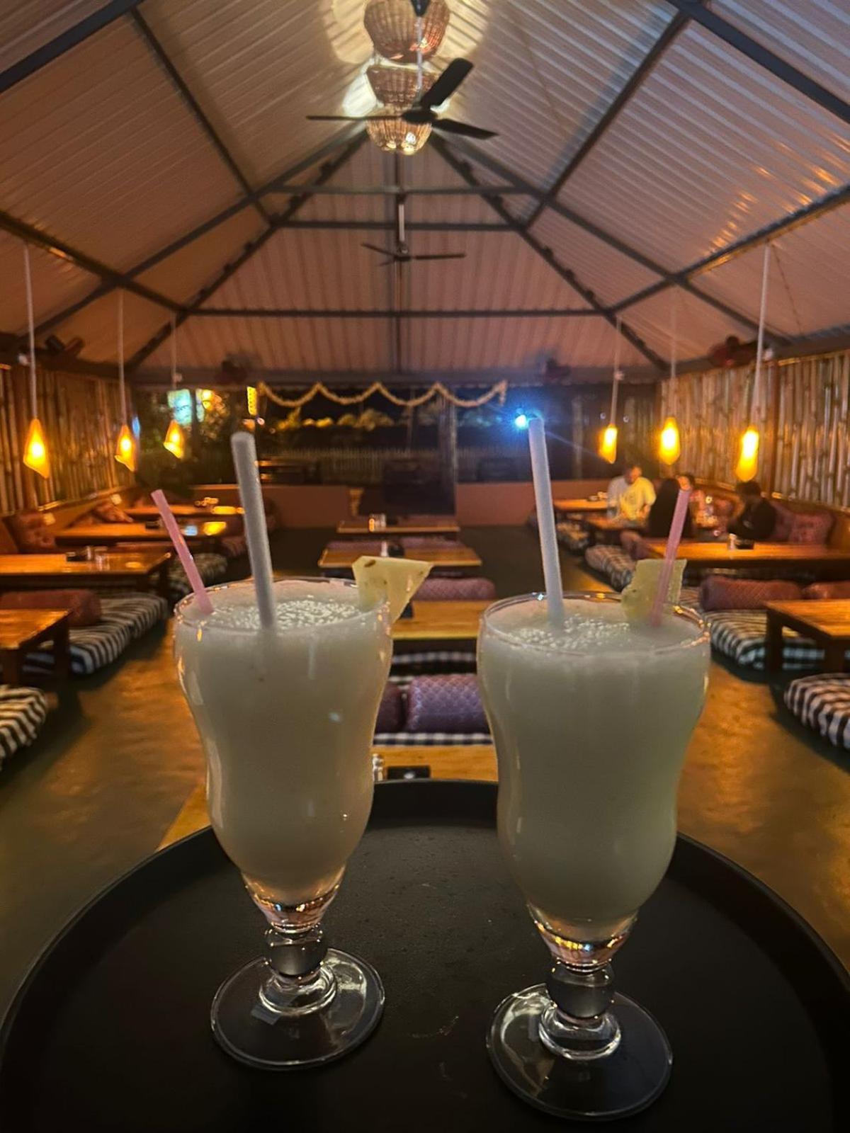 Hampi Village Resort & Tutti Cafe Exterior foto