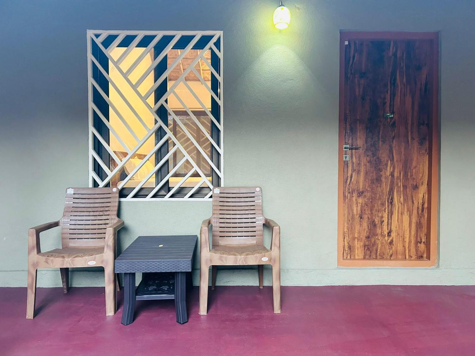 Hampi Village Resort & Tutti Cafe Exterior foto